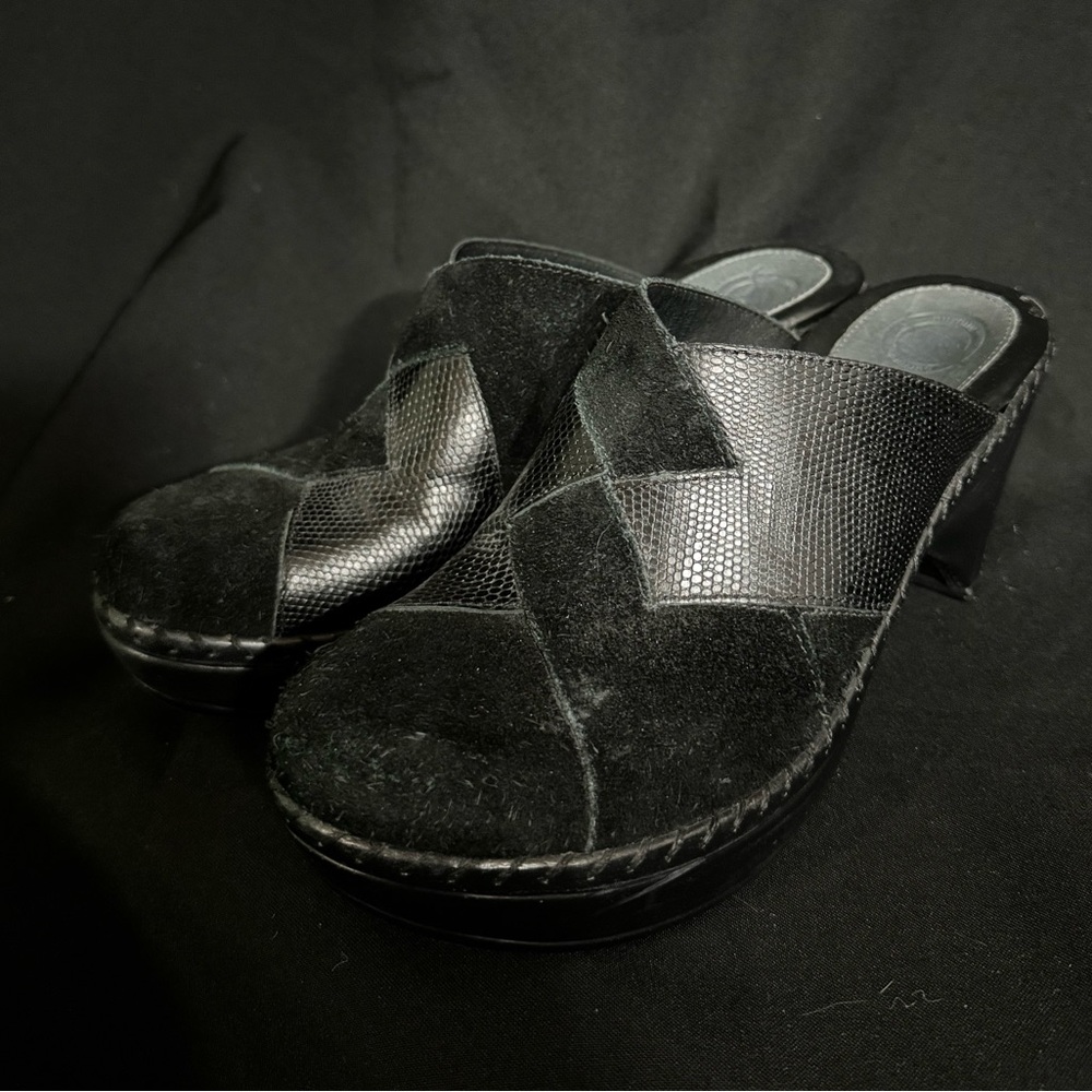 Nurture clogs